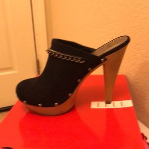 Clogs